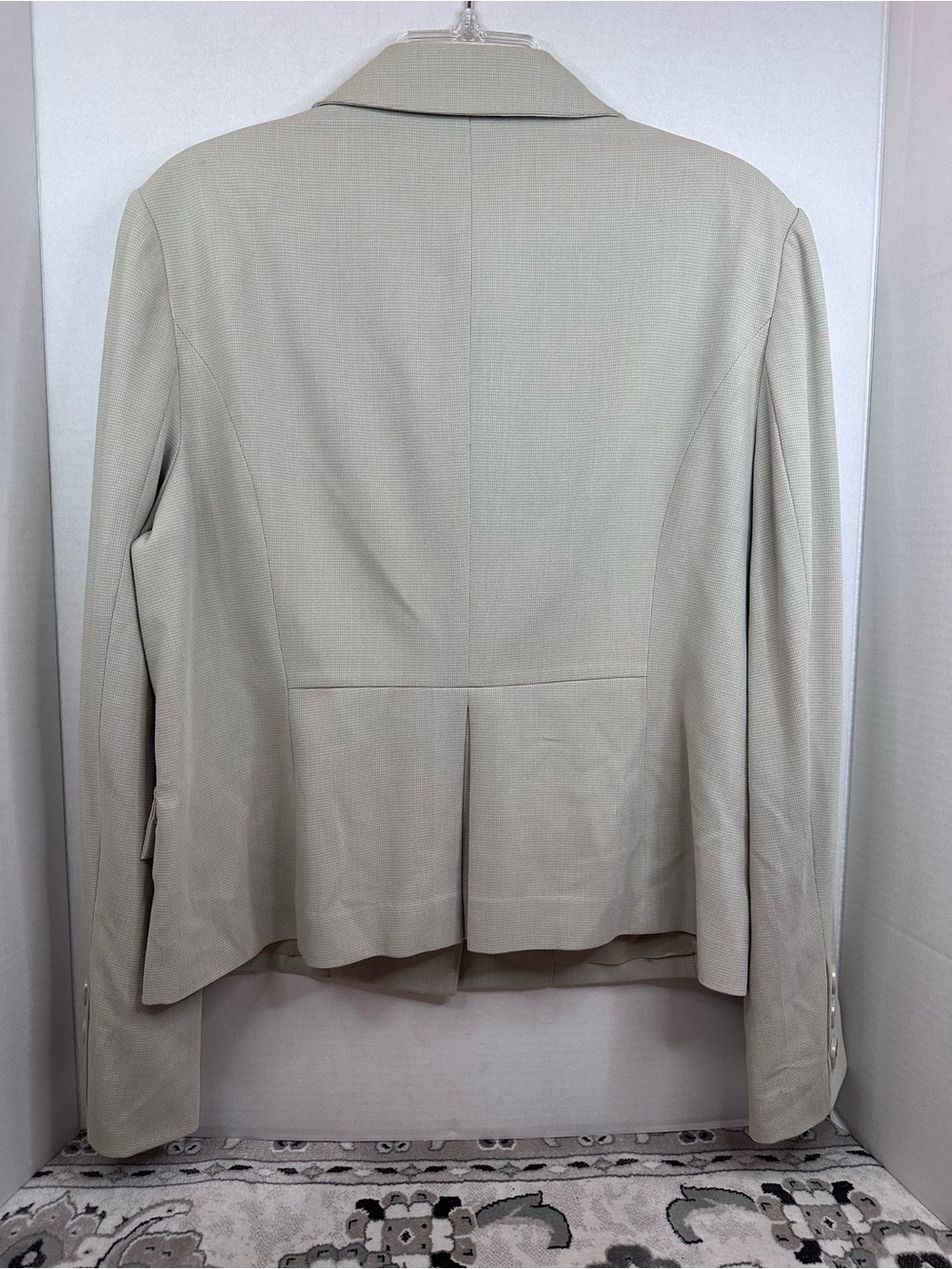 Rafaella Light Cream Button-Front Tailored Blazer, size 14 - Picture 5 of 7